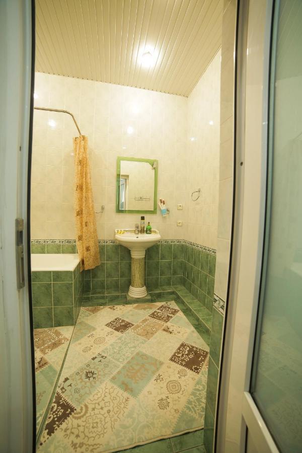 Rakat Hostel タシュケント エクステリア 写真